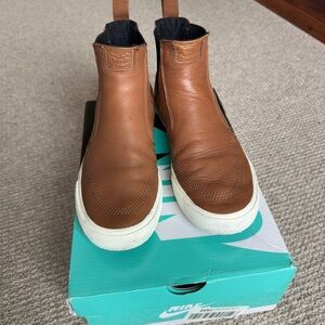 Mens Nike SB Zoom Janoski Slip Mid